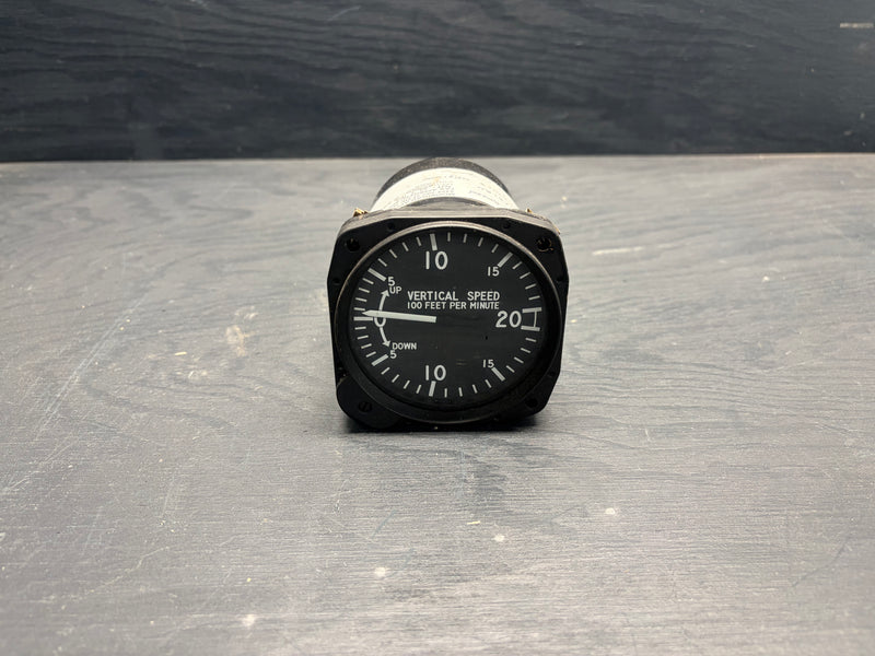 United Instruments Vertical Speed Indicator (VSI)