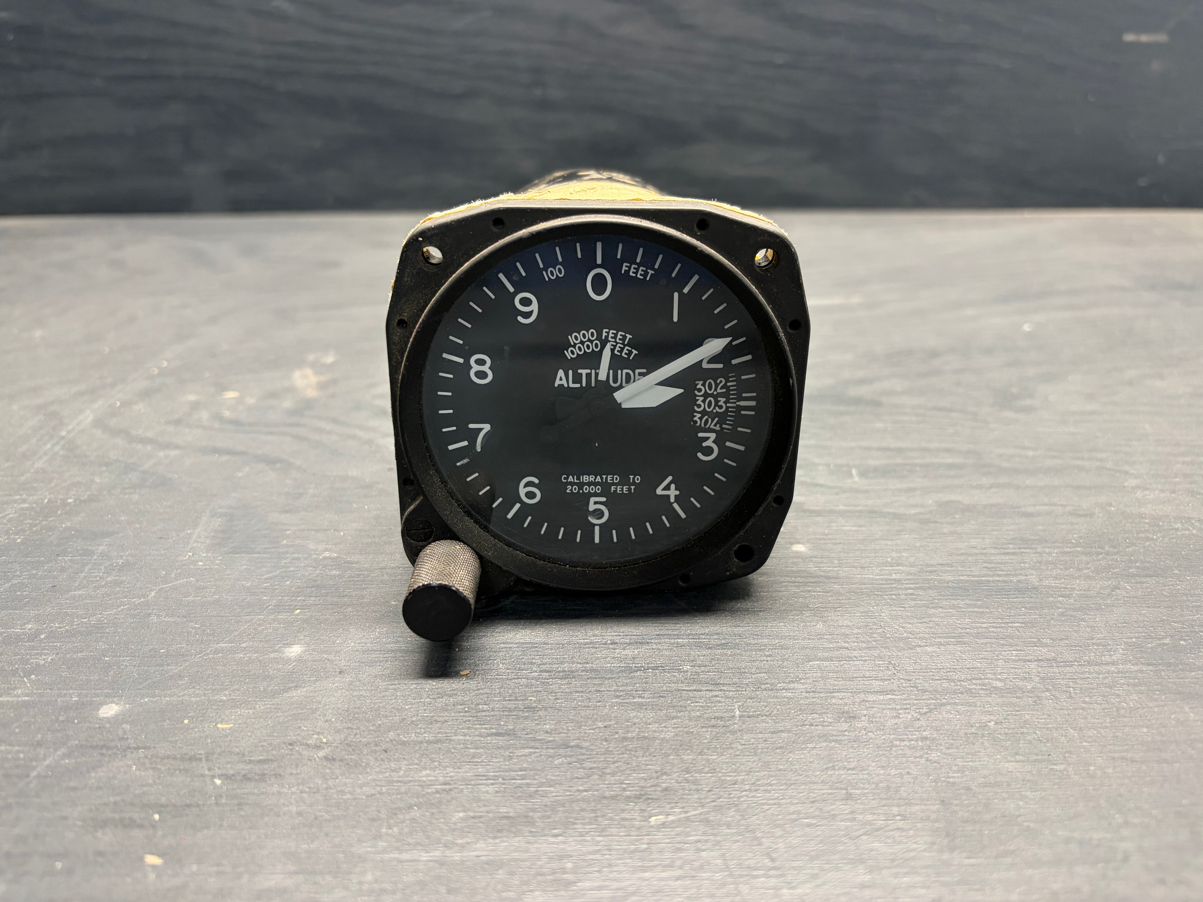 United Instruments Altimeter