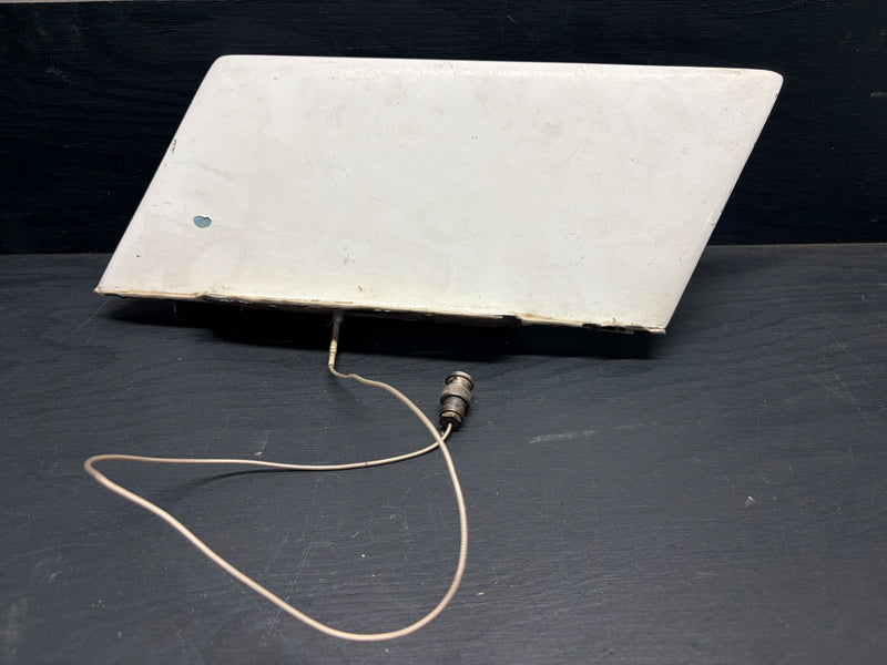 VT-10-50 (VT10-50) tail-mount VOR/Glideslope navigation antenna base.