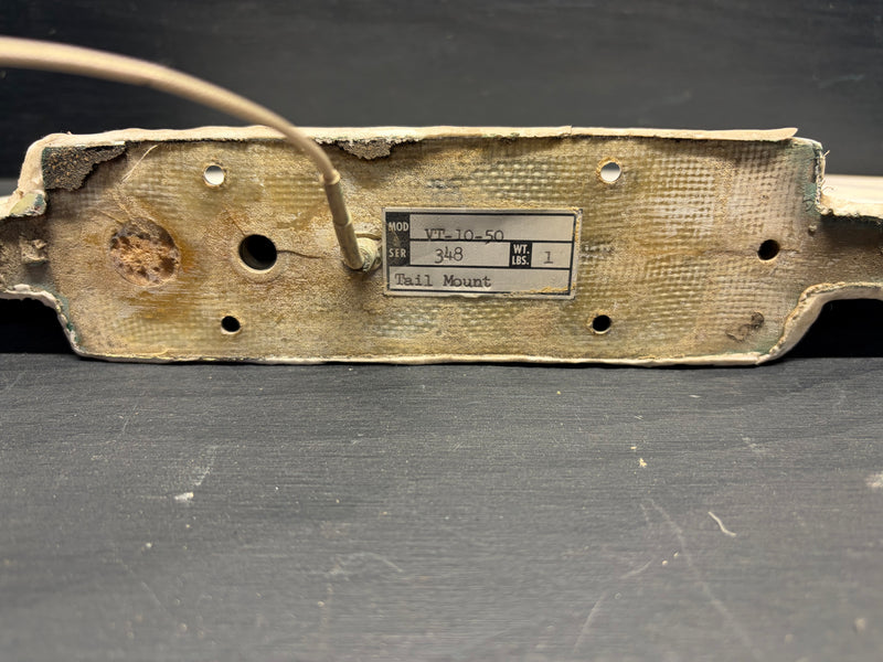 VT-10-50 (VT10-50) tail-mount VOR/Glideslope navigation antenna base.
