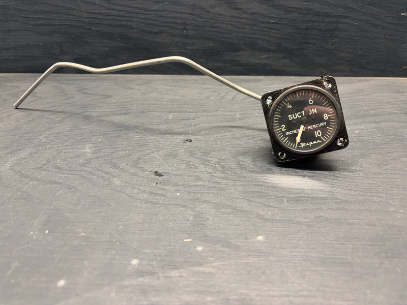 U.S. Gauge suction (vacuum) gauge — Piper-marked