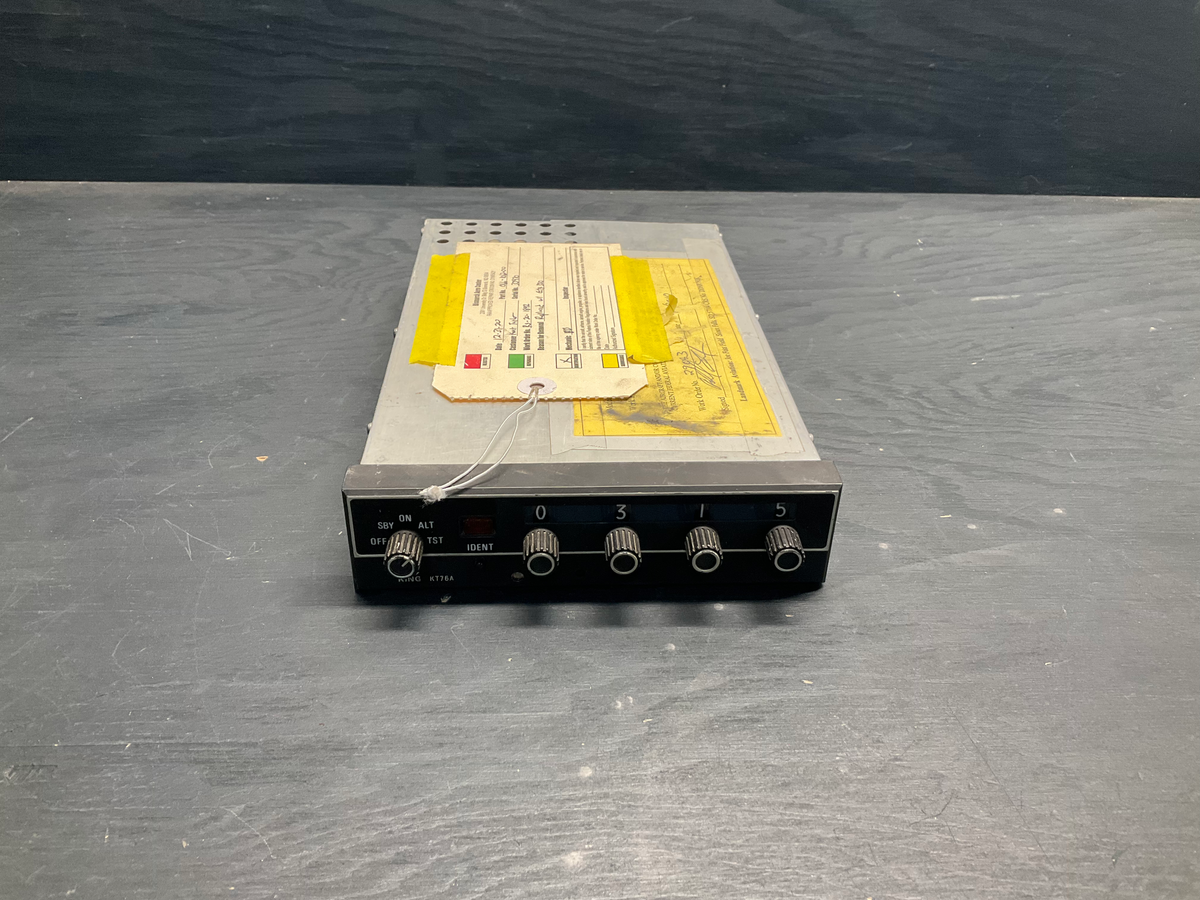 King (Bendix/King) KT 76A ATC Transponder, (P/N 066-1062-00, S/N 33970)