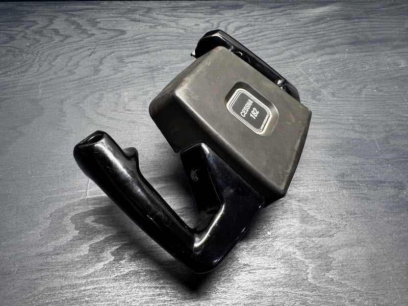 Cessna 182 Yoke — Passenger Side
