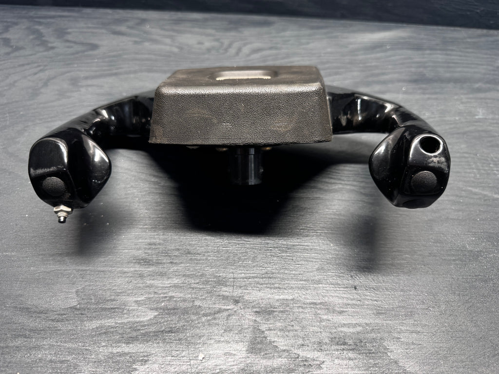 Cessna 182 passenger yoke