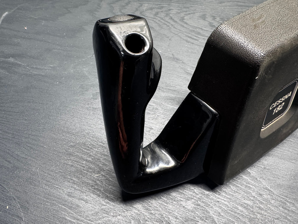 Cessna 182 passenger yoke