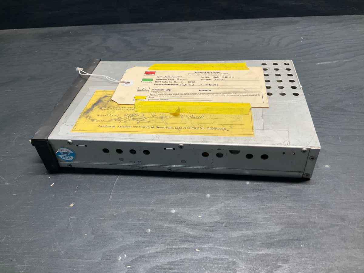 King (Bendix/King) KT 76A ATC Transponder, (P/N 066-1062-00, S/N 33970)